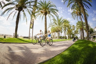 Cycle tourism image